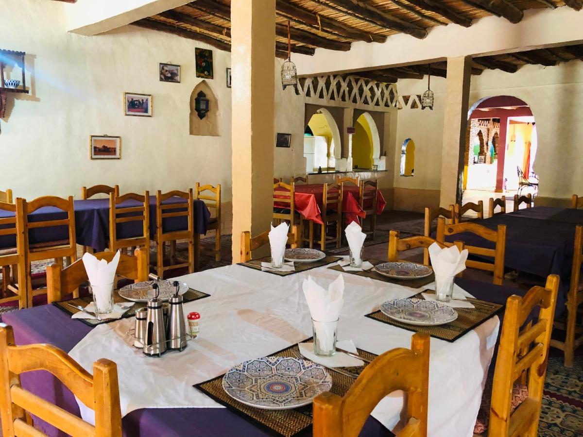 Riad Hotel Les Flamants Мерзуга Экстерьер фото