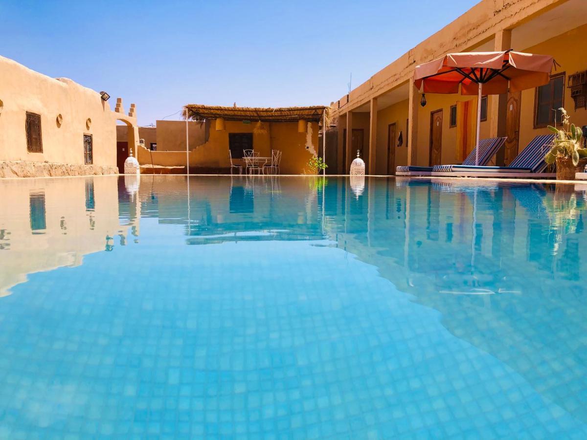 Riad Hotel Les Flamants Мерзуга Экстерьер фото