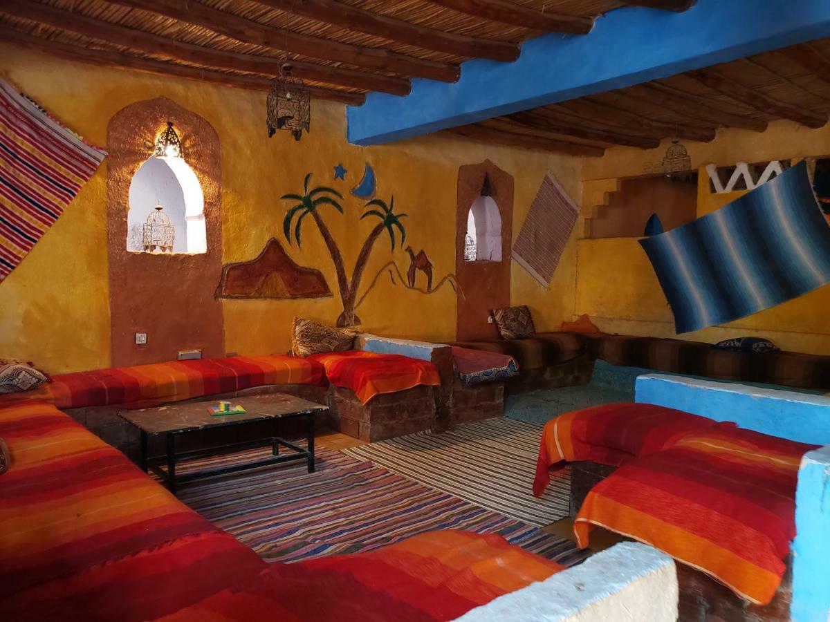 Riad Hotel Les Flamants Мерзуга Экстерьер фото